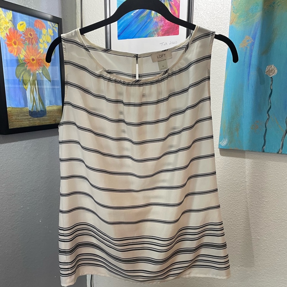 Loft sleeveless blouse